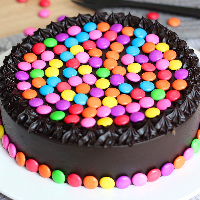 Round Chocolate Gems Cake 9999610cb 230518 C