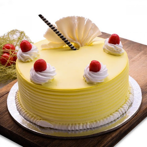 Pineapple Pro Cake