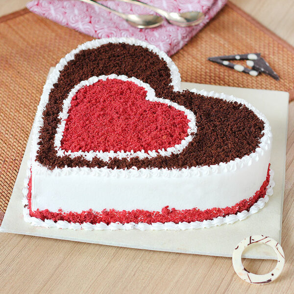 Chocoholic Red Velvet Cake