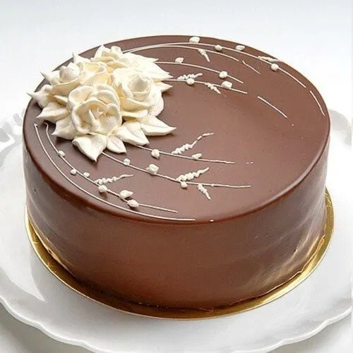 Cream chocolate cake