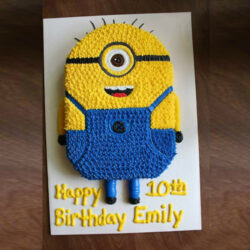 Happy Birthday Minion Cake