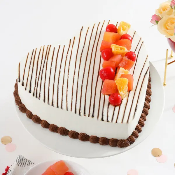 Love Shape Choco Fresh Fruit Cake