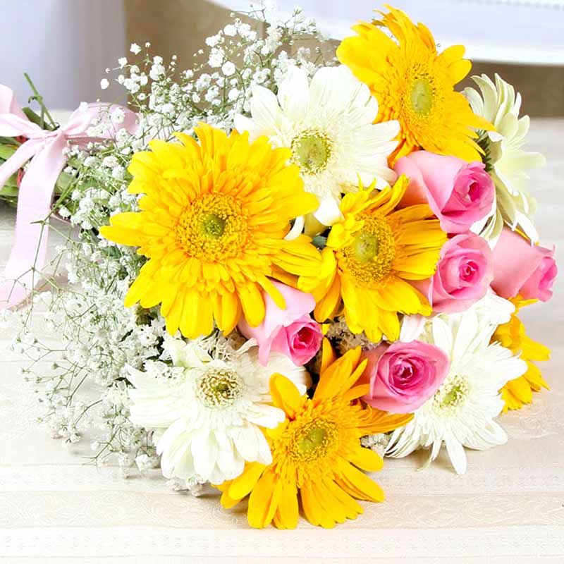 Mix Gerberas And Rosses Bunch