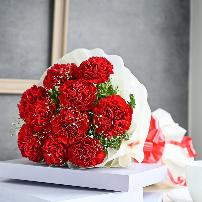 Red Carnation Flower Bouquet